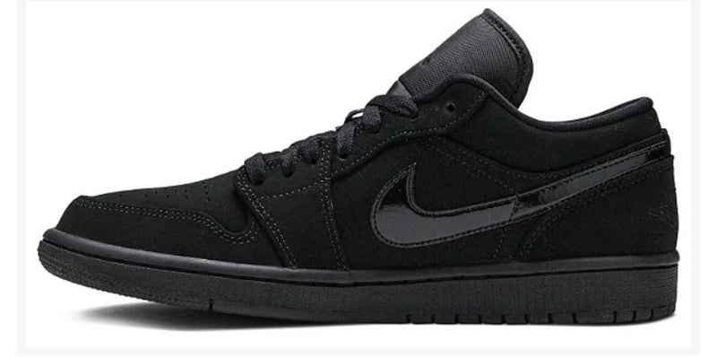 Air Jordan 1 Low Triple Black