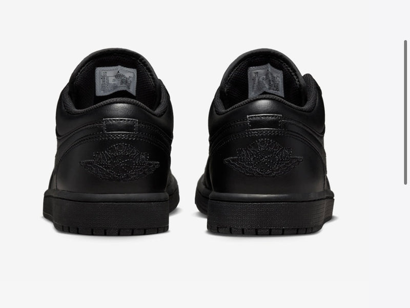 Air Jordan 1 Low Triple Black