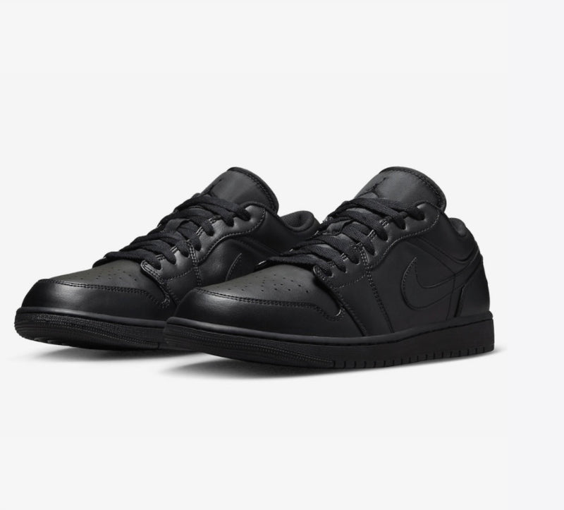 Air Jordan 1 Low Triple Black