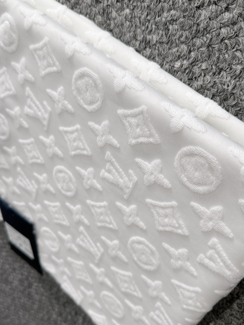 Conjunto Louis Vuitton - Branco