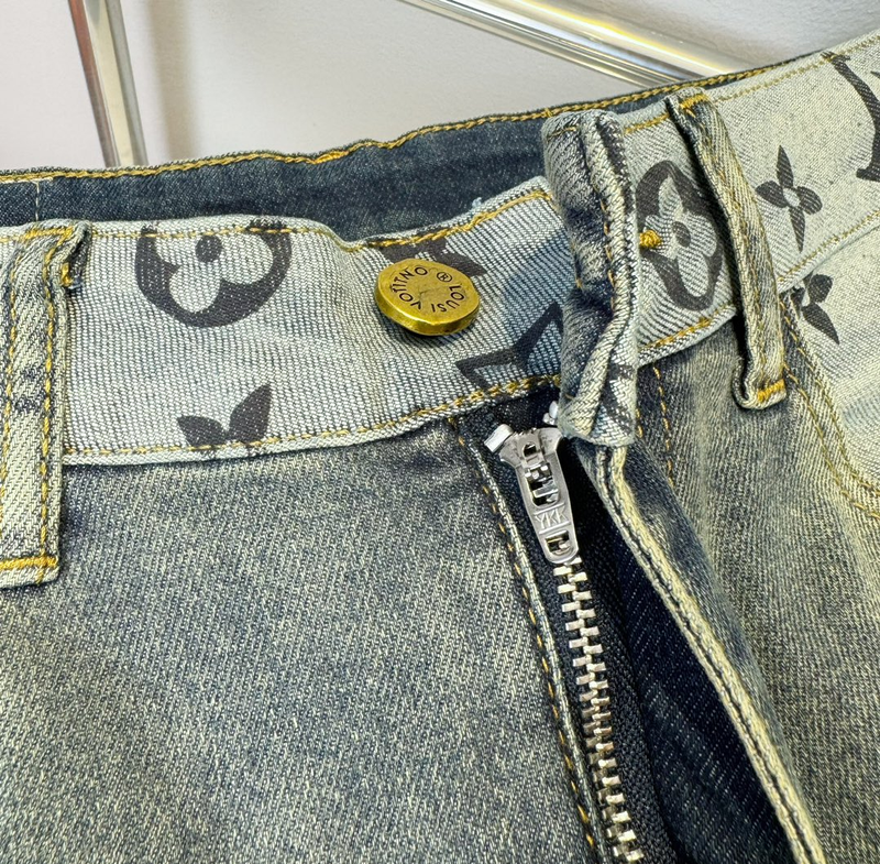 Calça Jeans Louis Vuitton